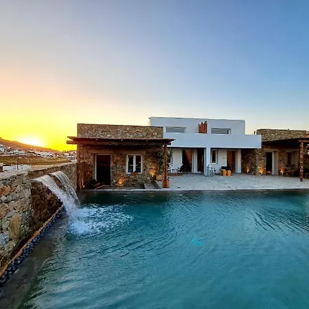 Apartment Mykonos Dot Art Homes